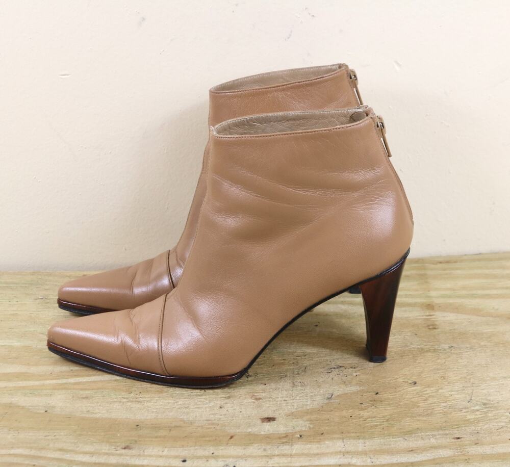 Stuart Weitzman Boots 7B Tan Brown Ankle Bootie Wooden Heel Shoes